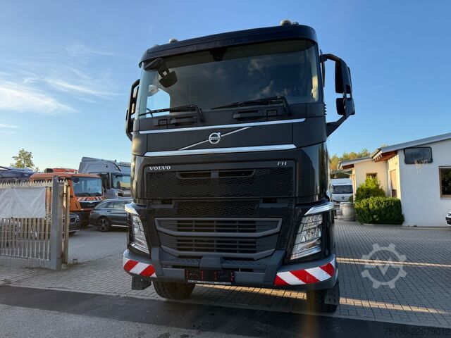 Autocamion basculant tridirecțional VOLVO FH 500 8x4 Dautel 3-Seiten-Kipper+Bordmatik