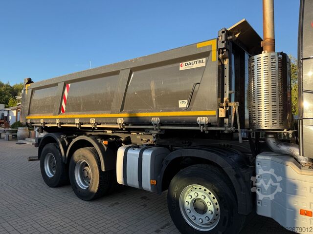 Autocamion basculant tridirecțional VOLVO FH 500 8x4 Dautel 3-Seiten-Kipper+Bordmatik