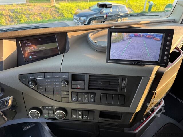 Autocamion basculant tridirecțional VOLVO FH 500 8x4 Dautel 3-Seiten-Kipper+Bordmatik