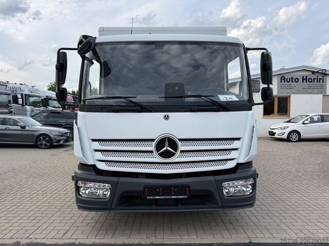 Dubă cu caroserie tip cutie MERCEDES-BENZ Atego 821 L Koffer+LBW/Klima/Motorbremse/EURO6D