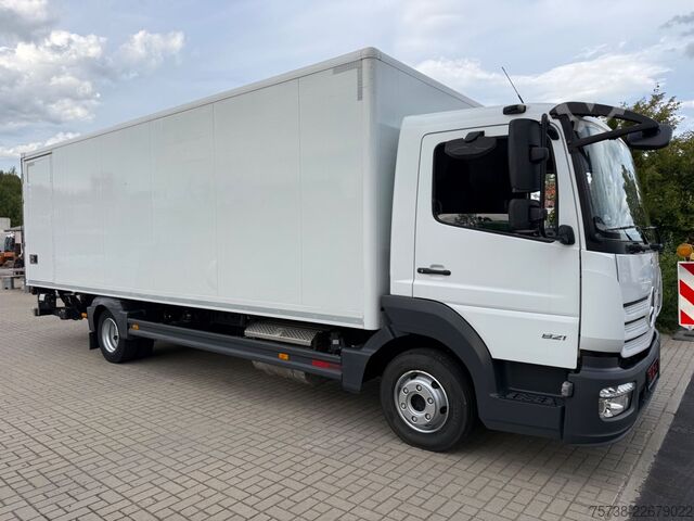 Dubă cu caroserie tip cutie MERCEDES-BENZ Atego 821 L Koffer+LBW/Klima/Motorbremse/EURO6D