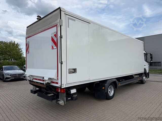 Dubă cu caroserie tip cutie MERCEDES-BENZ Atego 821 L Koffer+LBW/Klima/Motorbremse/EURO6D
