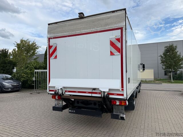 Dubă cu caroserie tip cutie MERCEDES-BENZ Atego 821 L Koffer+LBW/Klima/Motorbremse/EURO6D