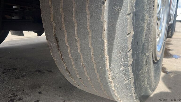 Kolkenzuiger Mercedes-Benz Actros 4143 (12.500L / 3 COMPARTIMENTS / FULLY ...