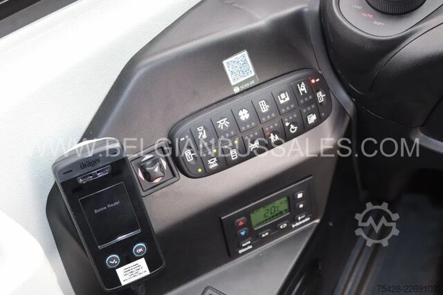 Kleinbus Iveco Indcar Mobi Scolaire / 8.6m / 33 pl / Automatic / Airc...
