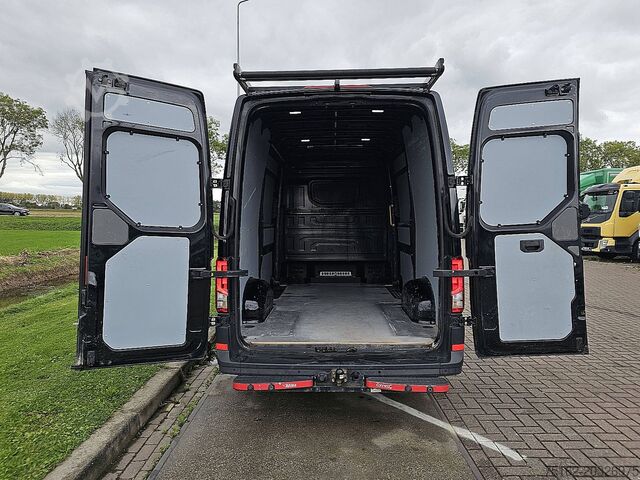 Stationvogn med højt tag VOLKSWAGEN CRAFTER 35 2.0 L2H2 2xZijdeur Autm!