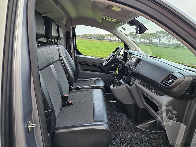Stationvogn med højt tag OPEL VIVARO 1.5 L2H1 3-Zits Euro6 AC