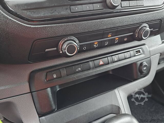 Stationvogn med højt tag OPEL VIVARO 1.5 L2H1 3-Zits Euro6 AC