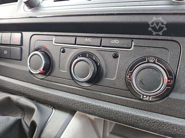 Stationvogn med højt tag VOLKSWAGEN TRANSPORTER 2.0 TDI L1H1 Airco Euro6 NAP