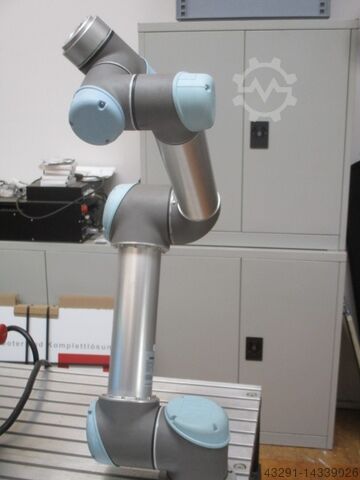 Ipari robotok Cobot Roboter Universal Robots UR5 kompl.