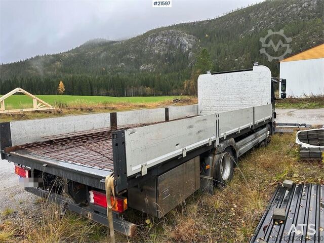 Remorque à plate-forme Mercedes-Benz 1524 L flatbed truck w/ new compressor and winter
