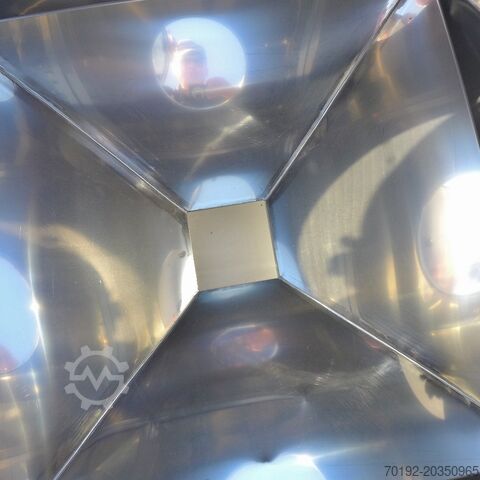 735 liter mobiele rechthoekige container gemaakt van V2A  8700