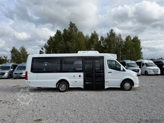 Stadsbus MERCEDES-BENZ Sprinter 16+27 Mittelniederflur Linien Rollstuhl