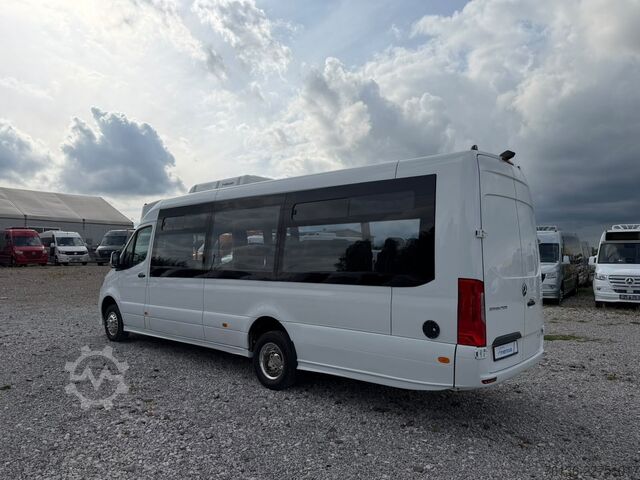 Stadsbus MERCEDES-BENZ Sprinter 16+27 Mittelniederflur Linien Rollstuhl