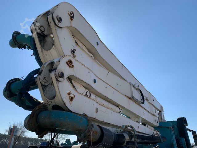 Betongpumpbil MERCEDES-BENZ AROCS 2636 6x4 Euro 6 Betonpumpe SERMAC 5Z33