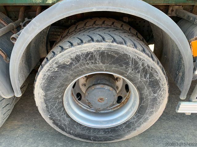 Betongpumpbil MERCEDES-BENZ AROCS 2636 6x4 Euro 6 Betonpumpe SERMAC 5Z33