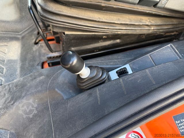 Tippbil skåpbil MERCEDES-BENZ ATEGO 818 K 4x2 Kipper Off. Kasten