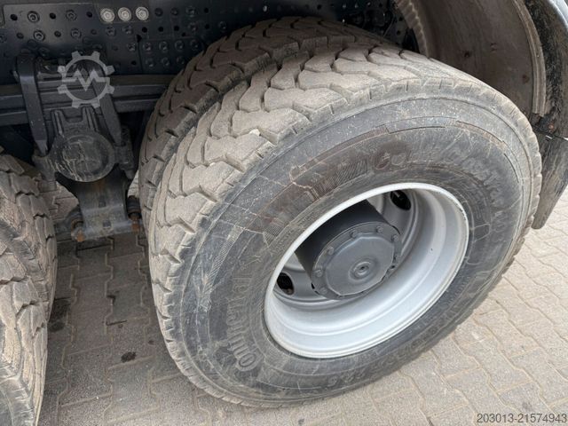 Tresidig tippbil MERCEDES-BENZ AROCS 3548 8x4 Euro 6 Meiller Kipper Bordmatik