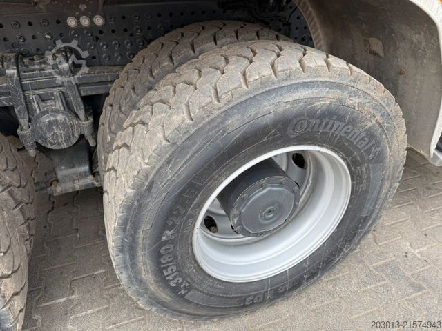 Tresidig tippbil MERCEDES-BENZ AROCS 3548 8x4 Euro 6 Meiller Kipper Bordmatik