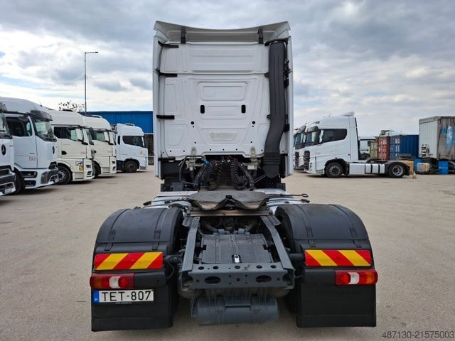 Standard dragbil MERCEDES-BENZ MERCEDES ACTROS 1851 Prime