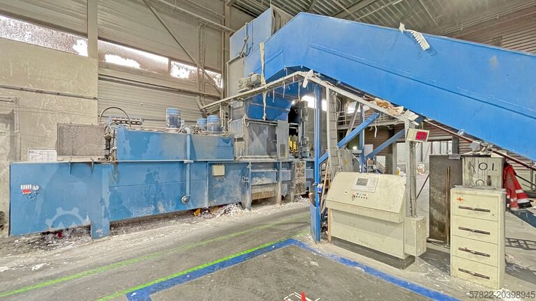 Balenpers 145 t met grote invoerschacht Paal GmbH Konti 600 E