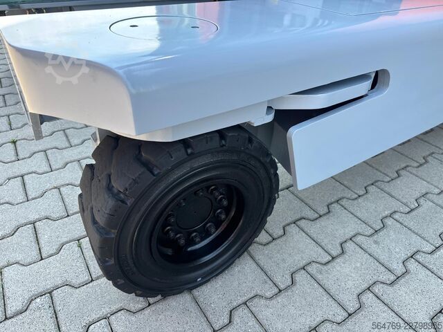 Fyrvägstruck Hubtex DQ45 G //LPG//Triple//Only 1116 hours !