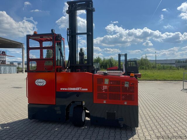 Wózek widłowy czterokierunkowy Combilift C3000GST / LPG/Triplex 8300 mm/New price