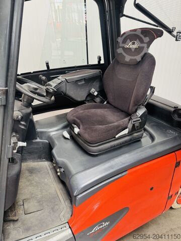 Stivuitor electric cu 4 roți Linde E 20 PL-02 EVO Kabine Batterie Bj.17