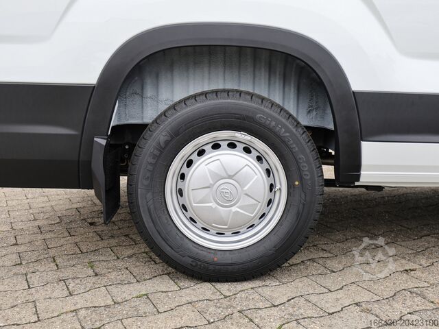 High top van Maxus DELIVER 9