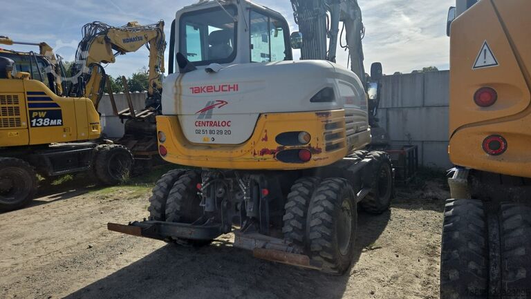 Excavadora móvil Takeuchi TB295W