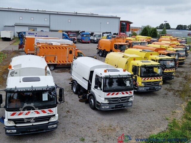 Vejfejemaskine Mercedes-Benz Atego 1524 Bucher Johnston VS651 Deutsches Gerät