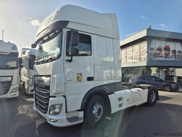 Standaard trekker DAF XF 450 FT SUPER SPACE CAB