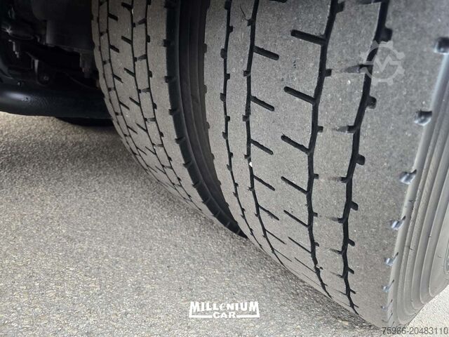 Truck with flatbed and tarpaulin Iveco STRALIS 360 CENTINATO 9,60 A/BASSA C/SCO