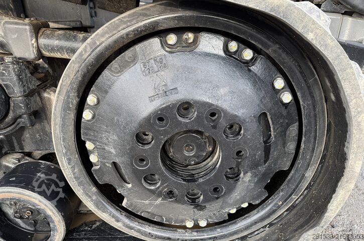 Trattore Challenger MT775E / LIKE NEW!