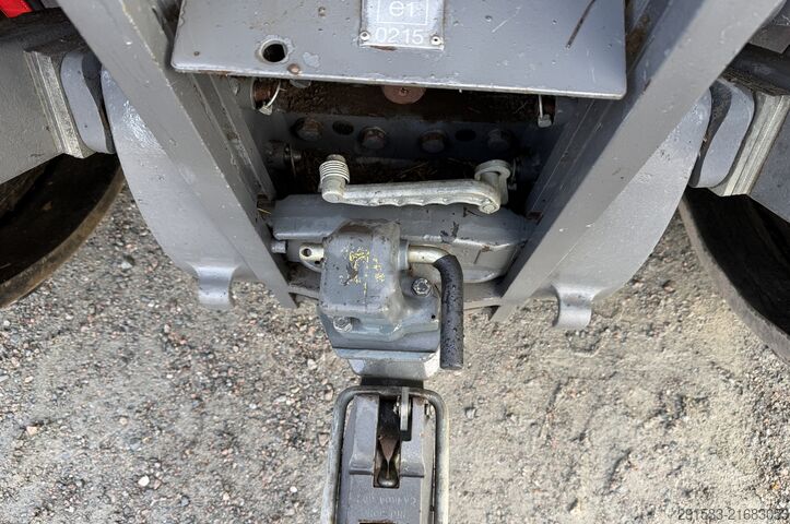 Trattore Challenger MT775E / LIKE NEW!