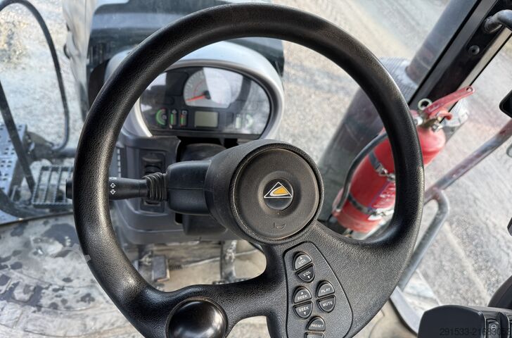 Trattore Challenger MT775E / LIKE NEW!