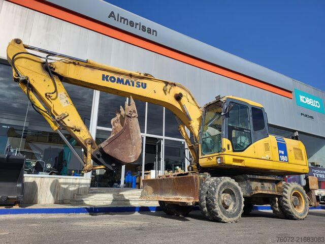 Escavatore gommato Komatsu PW180-7K