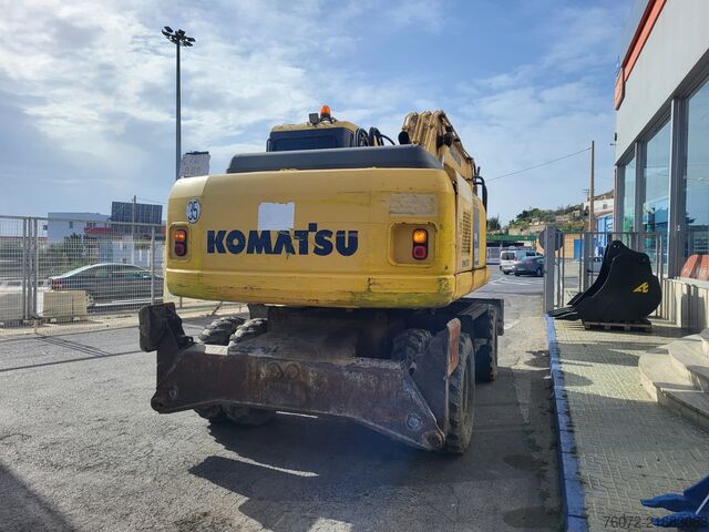 Escavatore gommato Komatsu PW180-7K