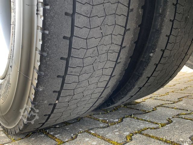 Standard nyergesvontató MERCEDES-BENZ Actros 1843 LS_ StreamSpace_ Retarder_ 2x Tank