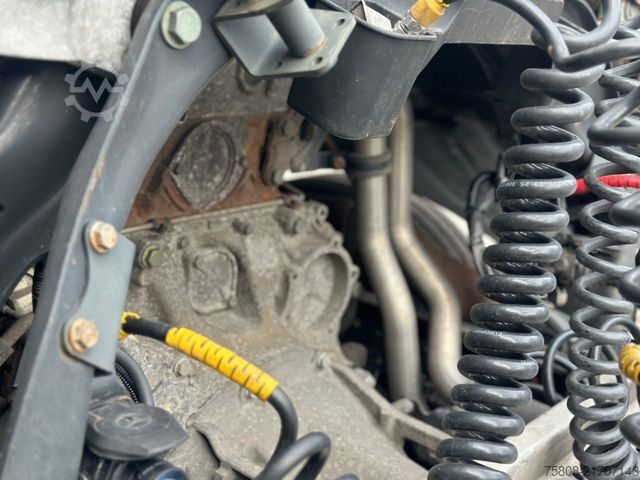 Nagy térfogatú nyergesvontató MERCEDES-BENZ Actros 1845 X-Low Retarder ACC Spur. As. HU 3x