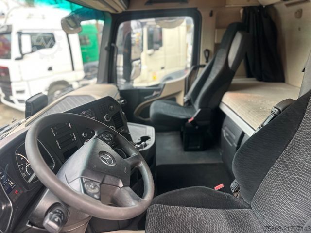 Nagy térfogatú nyergesvontató MERCEDES-BENZ Actros 1845 X-Low Retarder ACC Spur. As. HU 3x