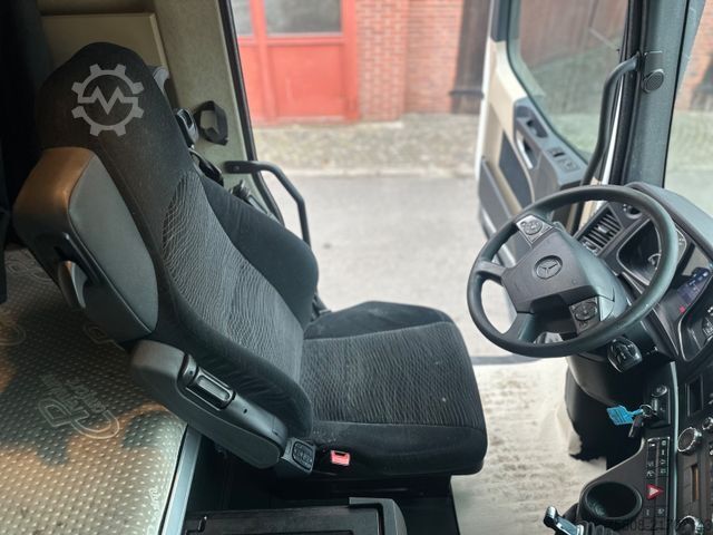 Nagy térfogatú nyergesvontató MERCEDES-BENZ Actros 1845 X-Low Retarder ACC Spur. As. HU 3x