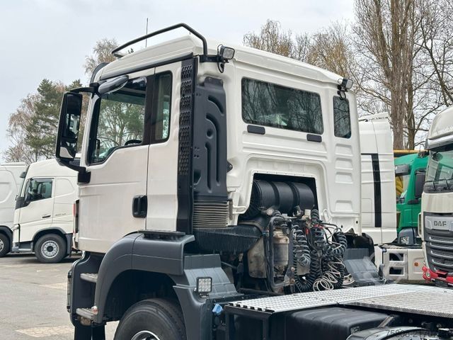 Standard nyergesvontató MAN 4xTGS 18.430 4x4H BLS Kipphydraulik / LOF 90