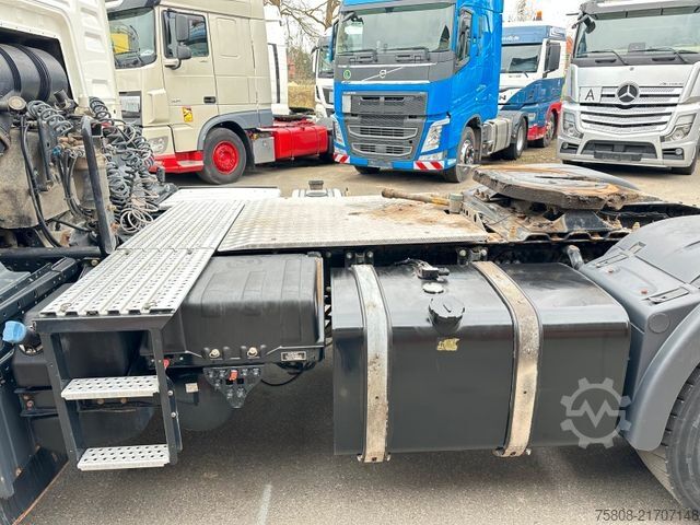 Standard nyergesvontató MAN 4xTGS 18.430 4x4H BLS Kipphydraulik / LOF 90