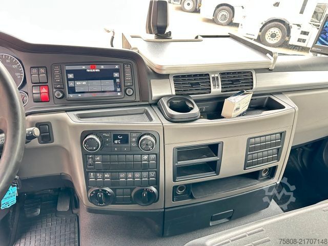 Standard nyergesvontató MAN 4xTGS 18.430 4x4H BLS Kipphydraulik / LOF 90