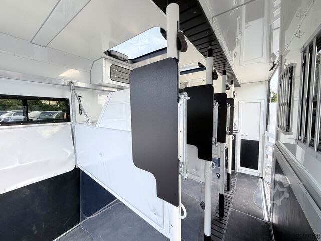 Kreaturvogn MERCEDES-BENZ ACTROS 1835  5 Pferde POP-OUT,  Neu