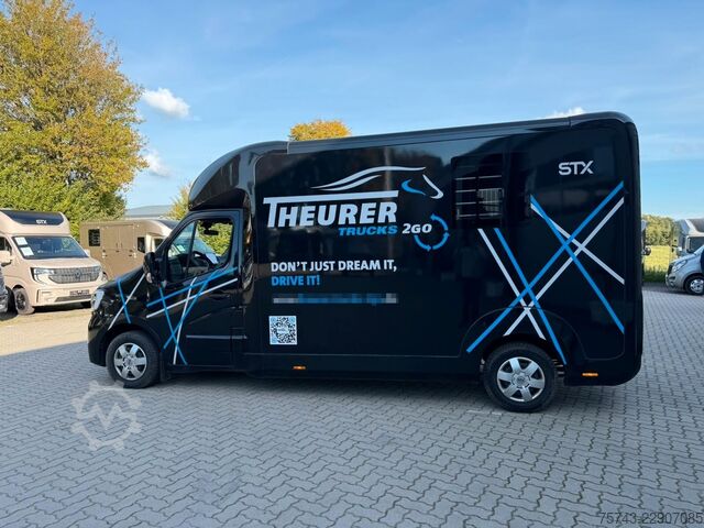 Kvægetransportør RENAULT Master STX 3 Sitzer  Haras / Hengste
