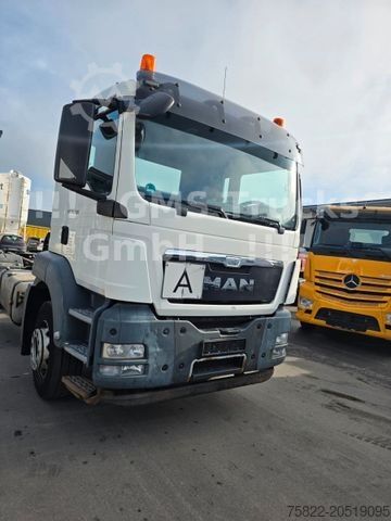 Truck chassis MAN TGS 26.400 / Lenkachse / Motor PTO