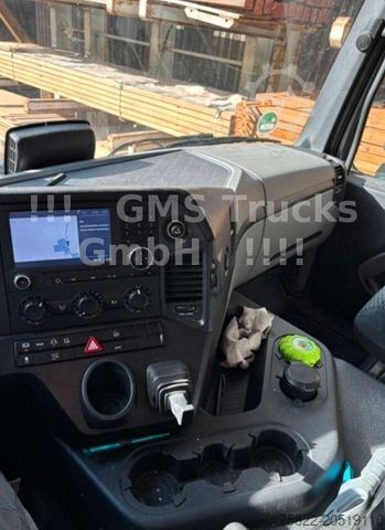 Flatbed truck with tarp MERCEDES-BENZ Antos 1832 / AHK / 7,4m / Load 10ton