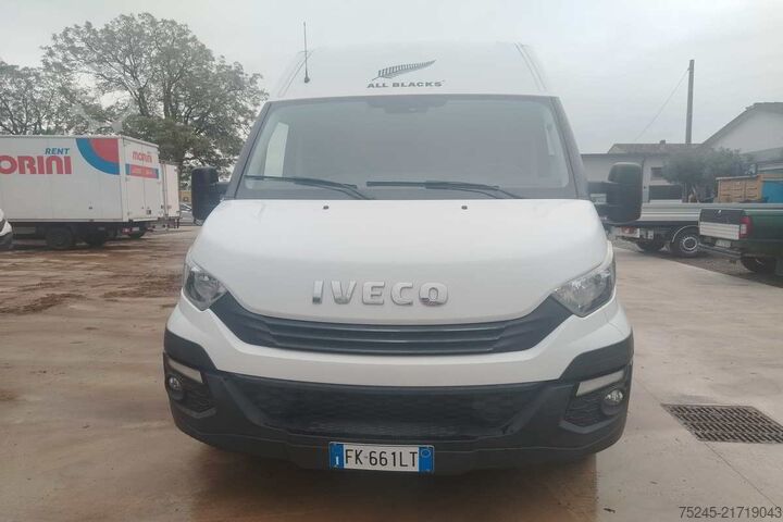 Skåpbil Iveco DAILY 35S 15 2.3 HDI PMTM